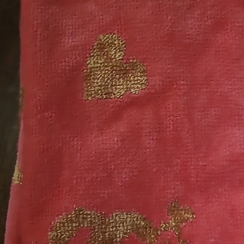 Juicy Couture Pink Towel Set with Gold Designs